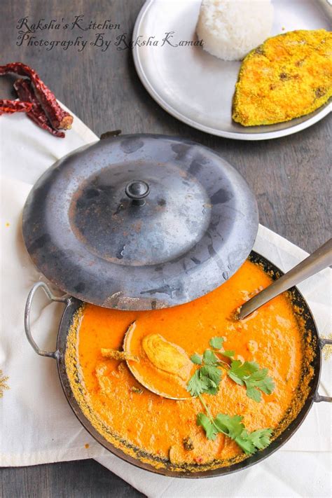 Season with salt and local basil leaf. Raksha's Kitchen: Kerala Fish Curry With Coconut Milk | KingFish Cur... (With images) | Fish ...