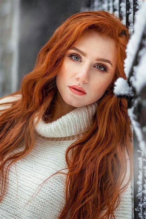 love those sexy redheads