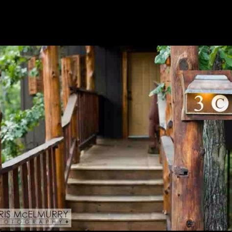 Our comfortable cottage style rooms and unique cabins with their rustic, yet elegant charm, are nestled on six acres of gorgeous untouched forest. 1000+ images about Cottages and Cabins Eureka Springs AR ...