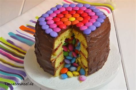 We did not find results for: Torte mit Überraschungseffekt. Beim Anschnitt offenbart ...