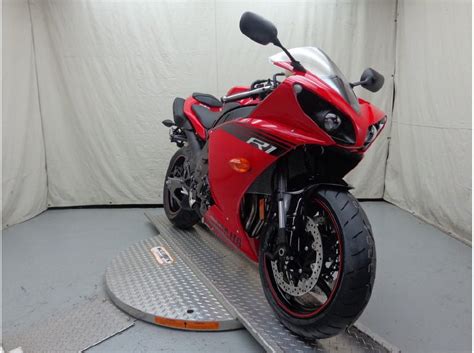 Yamaha have taken their time in getting tc tech to the r1 but they seem to have gotten it right the first time around. Yamaha Yzf R1 2014 Red