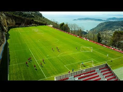 As the world's largest online sports retailer, we've got the widest selection of in the game to give you the greatest chance of reaching peak performance. La Turbie, the most beautiful place to work !!! 😍😍 - AS ...