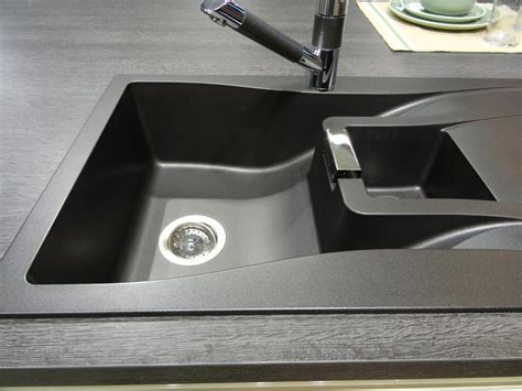 Where can i get a black kitchen sink? How to Clean Black Kitchen Sinks - Home Quicks