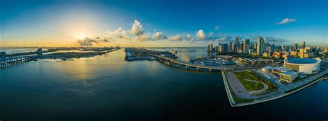 Panorama of city and sky in Miami, Florida image - Free stock photo ...