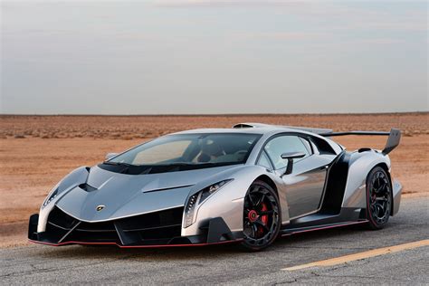 Autoblog Takes A Closer Look At The 47 Million Usd Lamborghini Veneno