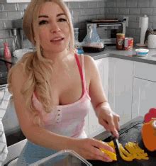 Alinity Cooking GIF Alinity Cooking Chop Chop Discover Share GIFs