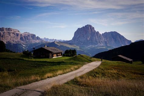 5 Best Hikes In Val Gardena Dolomites Italy Moon And Honey Travel