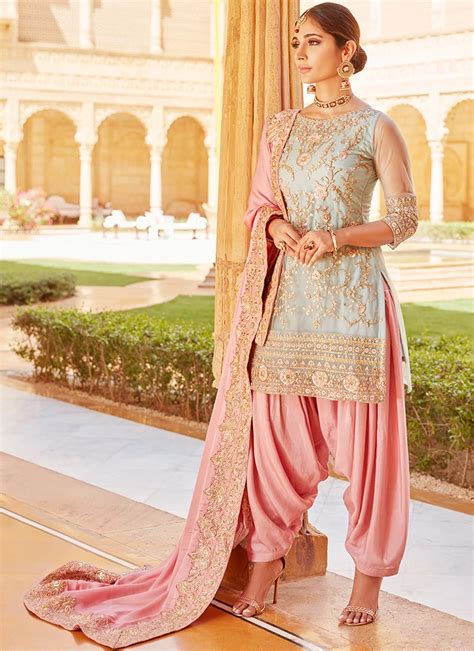 mint and pink embroidered punjabi suit lashkaraa punjabi suits