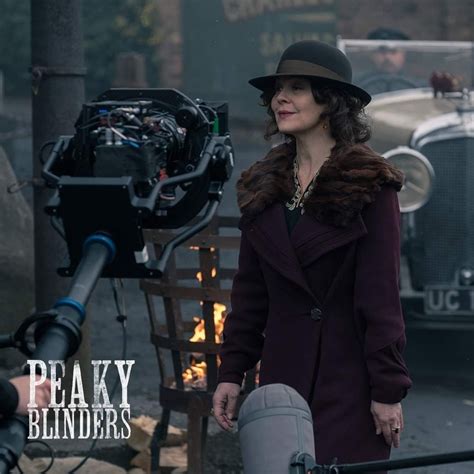 — polly gray, peaky blinders, series 1: Polly Gray in Peaky Blinders S5 BTS 💙 | Peaky blinders ...