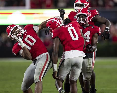 Georgia Football: Young players helped in a big way this year | Flipboard