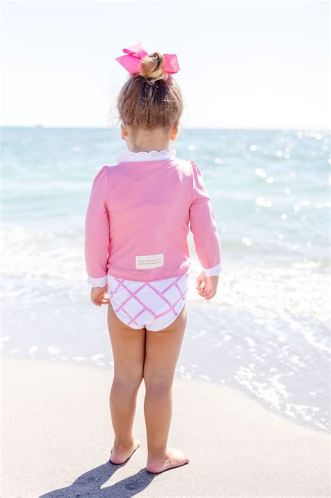 Winnie S Wave Spotter Swim Shirt Hamptons Hot Pink With Worth Avenue The Beaufort Bonnet Company