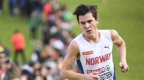 He won the gold medal at the 2020 summer olympics in the 1500 metres event, setting the new olympic and european record. Euro de cross-country: Jakob Ingebrigtsen remporte un quatrième titre de rang chez les U20 - Le ...