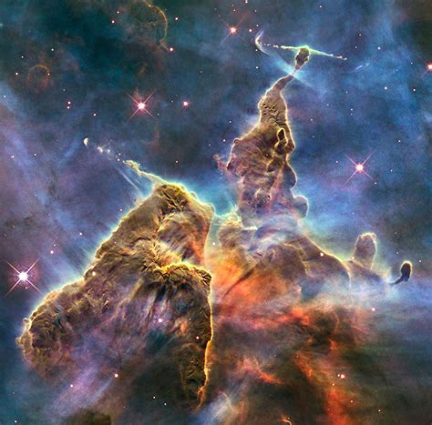Although hubble's successor, the james webb telescope is on track to launch in 2018, hubble will continue to beam back pictures that provide valuable. What picture did NASA's Hubble Space Telescope snap on ...