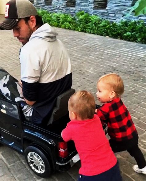 Enrique Iglesias Shares New Video Playing With His Twins ENRIQUE