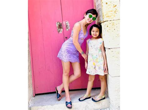 the adorable mother daughter moments of beauty gonzalez and olivia that will melt your heart