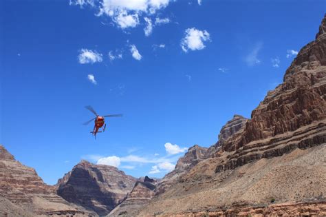 Helicopter Tour Riding Through The Grand Canyon Grand Canyon West