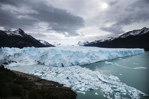 14 Photos Of Glaciers That Reveal Patagonias Disappearing Beauty