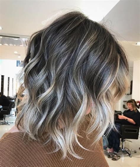Balayage short hair doesn't have to be bright or crazy! Blonde Balayage Short Hair Looks