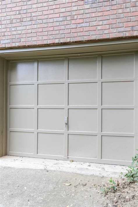 How To Paint A Wooden Garage Door
