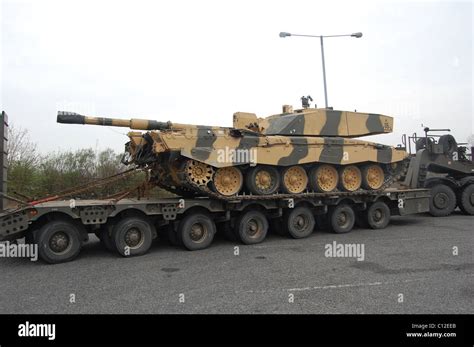 Fv4034 Challenger 2 Is A Main Battle Tank Mbt Currently In Service