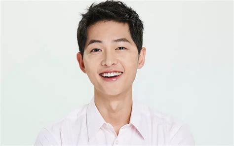 Song joong ki and song hye kyo, the stars of the hit korean drama descendants of the sun, are set to get married in october. Get to Know More About Song Joong Ki: Latest and Breaking ...