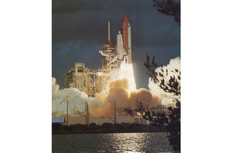 Christmas Throwback Space Shuttle Orbiter Road Test 1984 Autocar