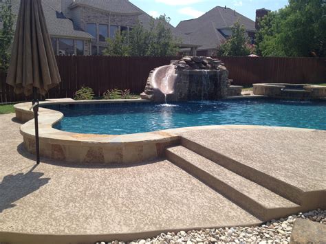 Hello and good day to you i remodel and build swimming pools if you need repairs call menonjob to big or small,in need of existing pools replaster or new tile and coping i have over 24 years experience thank you and god bless 5129130836. Custom Swimming Pool Raised Walls & Spillway Features ...