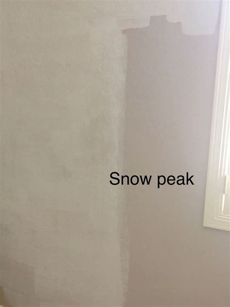 Dunn Edwards Snow Peak Paint Has A Pinkish Hue On Our Wall Dunn