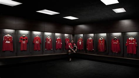 Manchester united high definition wallpapers 1080p. 2048x1152 Manchester United HD 2048x1152 Resolution HD 4k ...
