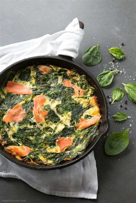 How do you make salmon pie? Crustless Quiche With Salmon and Spinach - The Petite Cook™