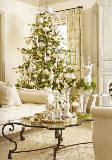 25 Great Ideas How To Create The Prettiest Christmas Tree