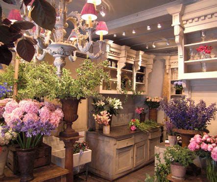 Pin by Camilla Lyle on Florist | Flower shop display, Floral shop