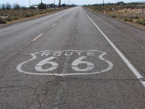 Classic Road Trips Must See Sights On Route 66