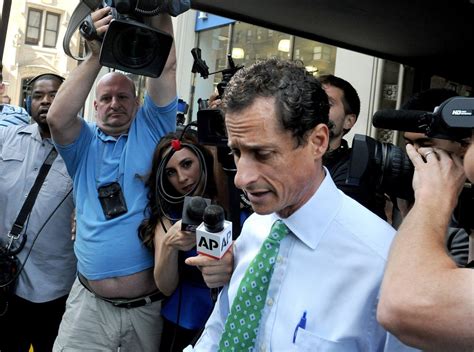 Fbi Allegedly Investigating Anthony Weiner For Possible Explicit Texts With 15 Year Old Girl