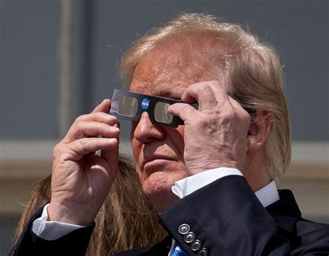 Trump Watches Eclipse From White House The Seattle Times