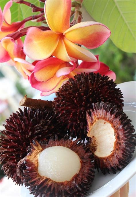 Spiky Or Hairy Time To Taste Some Crazy Looking Fruit Fruit Candy Drinks Lychees