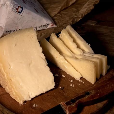 Compra Online Este Queso De Autor Asturiano