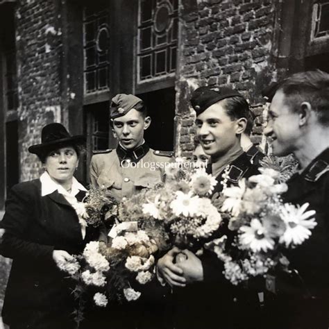 Original Wwii Flemish Waffen Ss Legion Photo Grouping Ss Volunteers