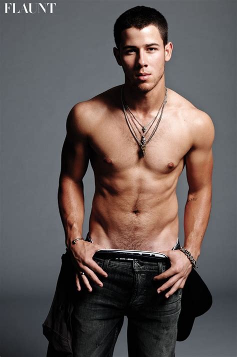 shirtless nick jonas shows off his hot body—you ve gotta see this new pic e news
