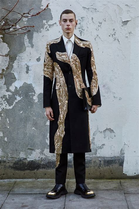 Alexander Mcqueen Fall 2020 Menswear Collection Runway Looks Beauty