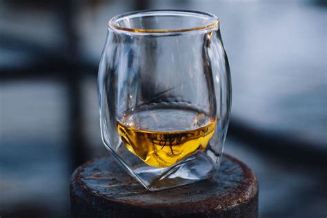 3 Glasses For People Who Take Their Scotch Neat The Denizen