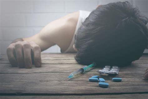 Opium Addiction Signs Symptoms And Side Effects United Recovery Project