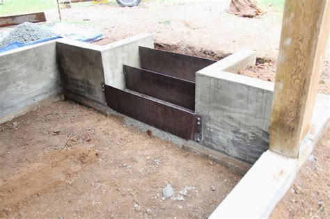 I beam retaining wall diy. dirt digging sisters: DIY concrete retaining wall and ...