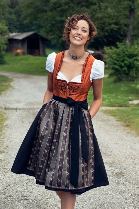 pin by todd r on oktoberfest girls dirndl dress german dress dirndl dirndl dress traditional