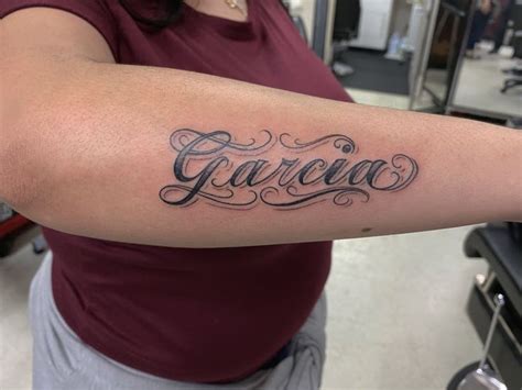 Garcia Custom Freehand Name By Lalo In 2021 Tattoo Fonts