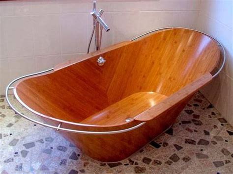 This luxury tub is available in a variety of beautiful finishes to match your home's decor and comes in a experience what true relaxation feels like by swapping your regular tub for this wooden bathtub. Wooden Bathtubs • Insteading
