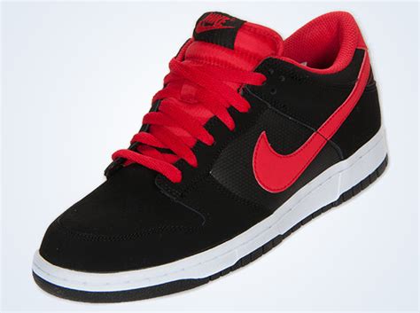 Nike Dunk Low Black Red