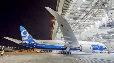 The First Boeing 787 9 Is Rolled Out Of The Paint Hangar At Paine Field
