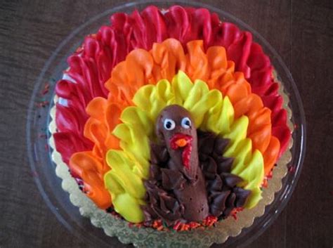 This turkey cake is perfect for thanksgiving! Thanksgiving Turkey Cakes - 23 Pics | Curious, Funny ...