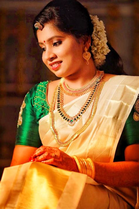 Traditional Kerala Wedding Hindu Bride Kerala Jewellery Gold Jewellery Kerala Hindu Bride
